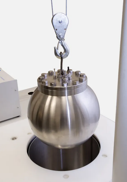 Model 6790 Detonation Calorimeter